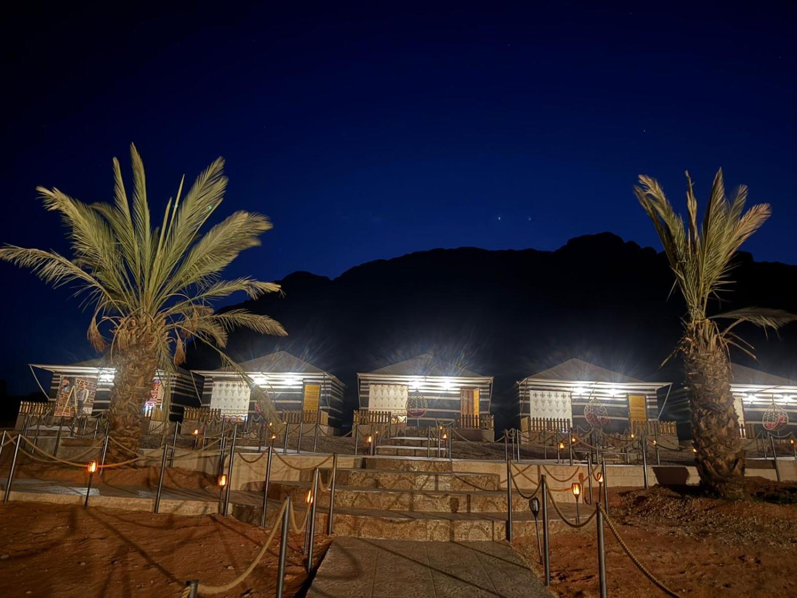 וואדי רם Falling Stars Camp מראה חיצוני תמונה